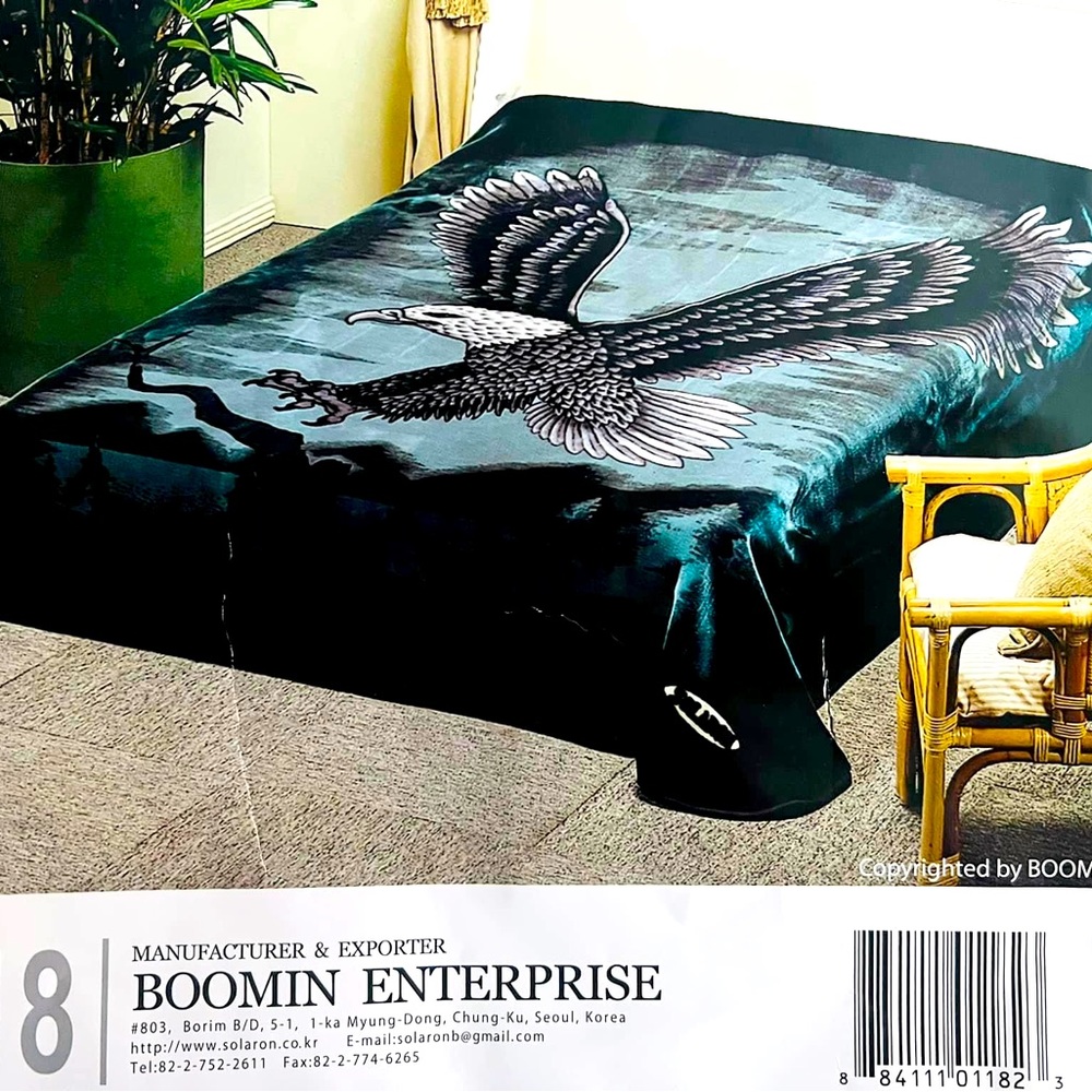 Blue eagle blanket